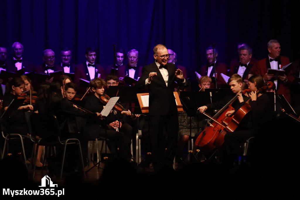 Fotorelacja: 95-lecie Rzemieślniczego Chóru Męskiego POCHODNIA. Częstochowa 2025!