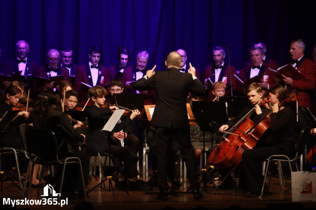 Fotorelacja: 95-lecie Rzemieślniczego Chóru Męskiego POCHODNIA. Częstochowa 2025!