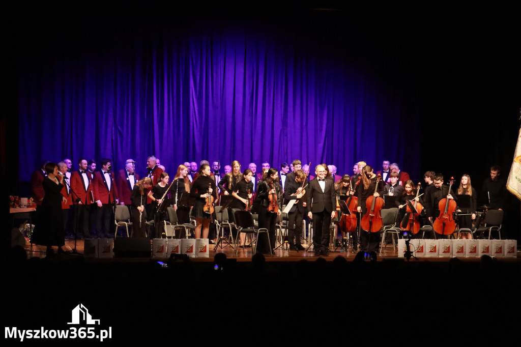 Fotorelacja: 95-lecie Rzemieślniczego Chóru Męskiego POCHODNIA. Częstochowa 2025!