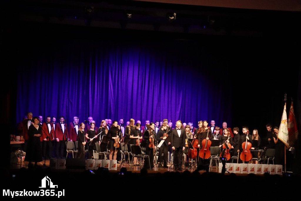 Fotorelacja: 95-lecie Rzemieślniczego Chóru Męskiego POCHODNIA. Częstochowa 2025!