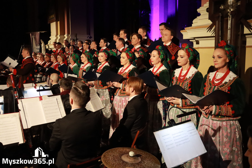 Fotorelacja: Koncert Zespół Pieśni i Tańca \