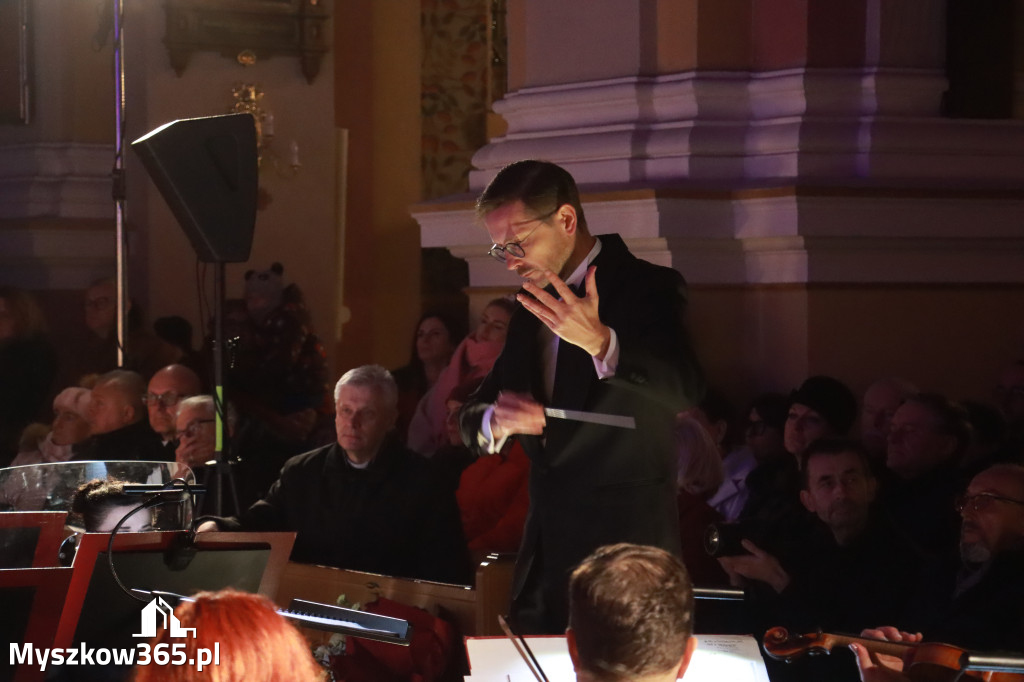 Fotorelacja: Koncert Zespół Pieśni i Tańca \