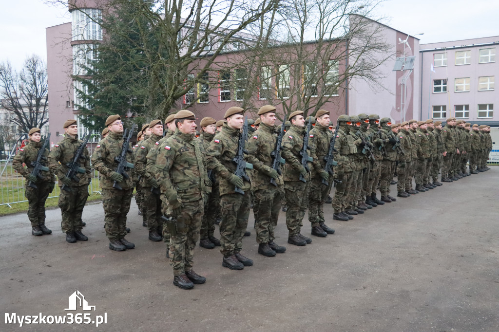 Fotorelacja: Uroczysta przysięga wojskowa 13. Śląskiej Brygady Obrony Terytorialnej w Myszkowie