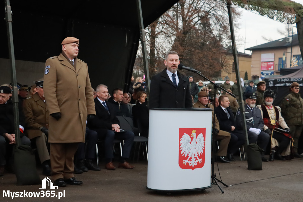 Fotorelacja: Uroczysta przysięga wojskowa 13. Śląskiej Brygady Obrony Terytorialnej w Myszkowie