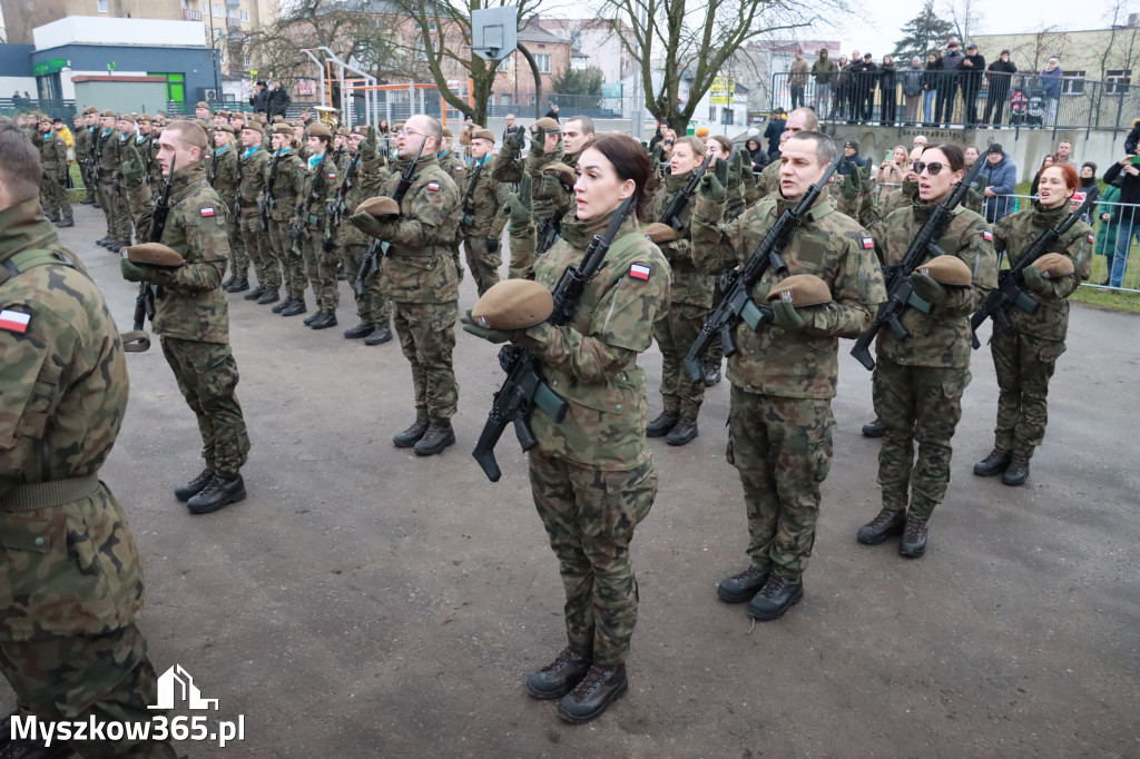 Fotorelacja: Uroczysta przysięga wojskowa 13. Śląskiej Brygady Obrony Terytorialnej w Myszkowie