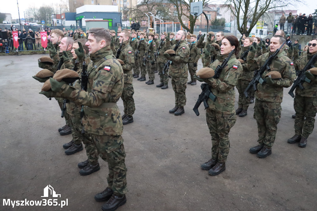 Fotorelacja: Uroczysta przysięga wojskowa 13. Śląskiej Brygady Obrony Terytorialnej w Myszkowie