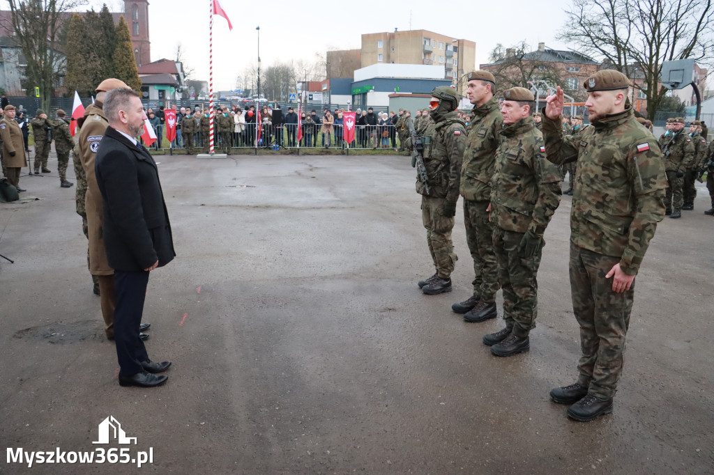 Fotorelacja: Uroczysta przysięga wojskowa 13. Śląskiej Brygady Obrony Terytorialnej w Myszkowie