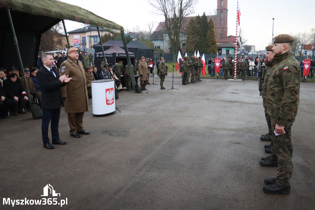 Fotorelacja: Uroczysta przysięga wojskowa 13. Śląskiej Brygady Obrony Terytorialnej w Myszkowie
