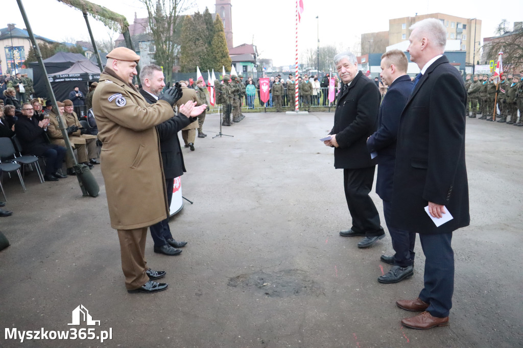 Fotorelacja: Uroczysta przysięga wojskowa 13. Śląskiej Brygady Obrony Terytorialnej w Myszkowie