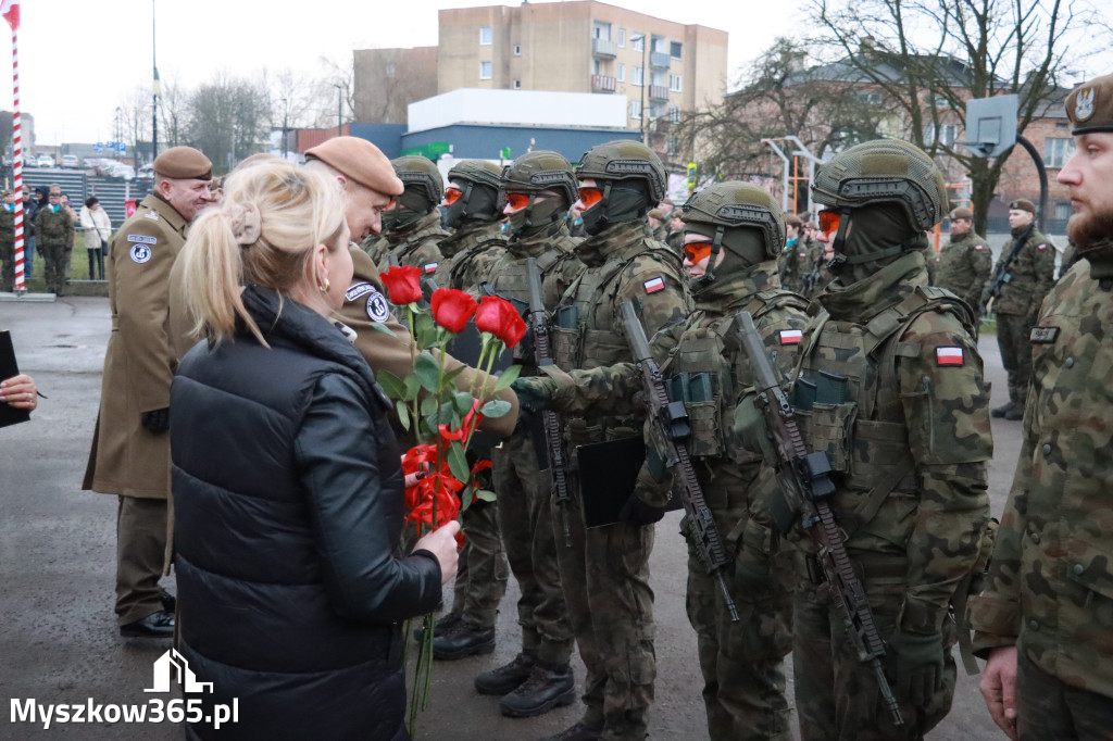 Fotorelacja: Defilada 13. Śląskiej Brygady Obrony Terytorialnej w Myszkowie