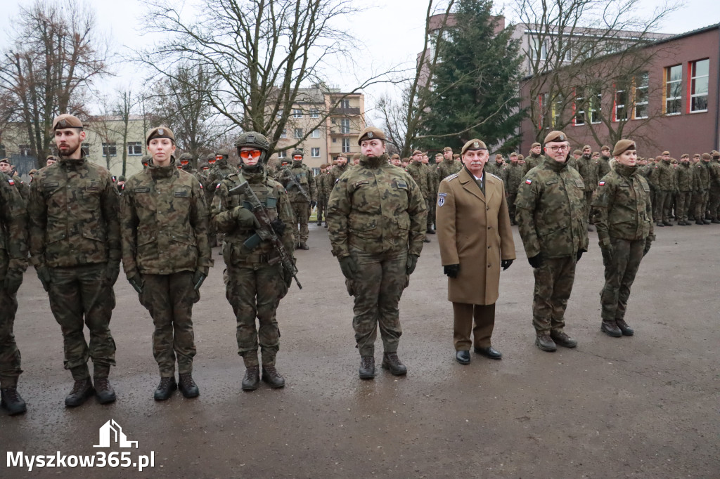 Fotorelacja: Defilada 13. Śląskiej Brygady Obrony Terytorialnej w Myszkowie
