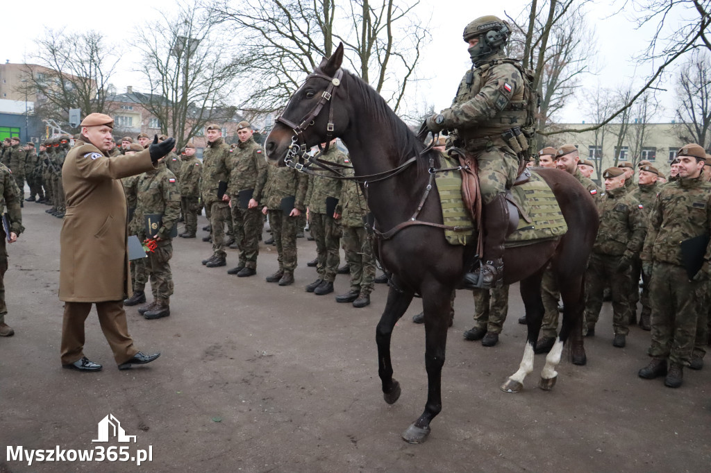 Fotorelacja: Defilada 13. Śląskiej Brygady Obrony Terytorialnej w Myszkowie