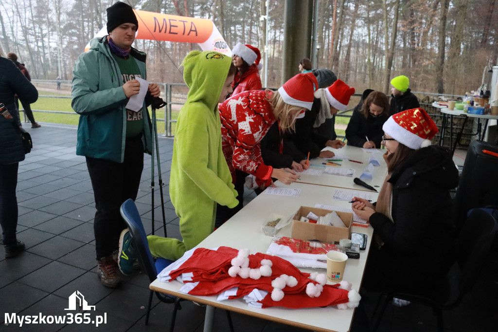 Fotorelacja: Mikołajkowy 9. Bieg po Zdrowie w Myszkowie