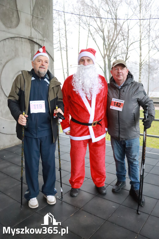 Fotorelacja: Mikołajkowy 9. Bieg po Zdrowie w Myszkowie