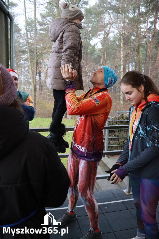 Fotorelacja: Mikołajkowy 9. Bieg po Zdrowie w Myszkowie