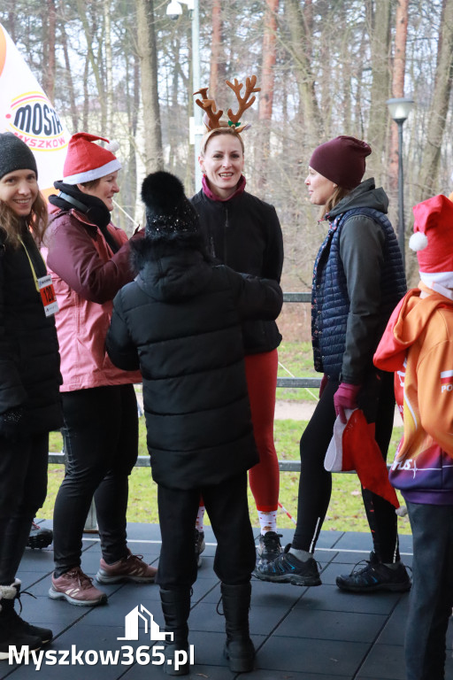 Fotorelacja: Mikołajkowy 9. Bieg po Zdrowie w Myszkowie