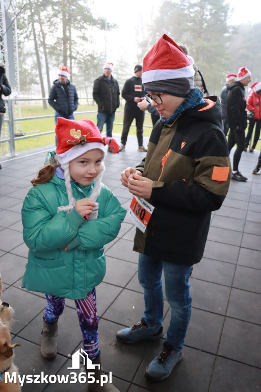 Fotorelacja: Mikołajkowy 9. Bieg po Zdrowie w Myszkowie