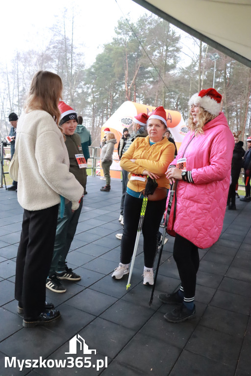 Fotorelacja: Mikołajkowy 9. Bieg po Zdrowie w Myszkowie