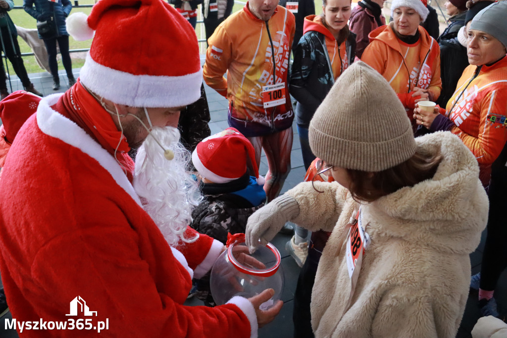 Fotorelacja: Mikołajkowy 9. Bieg po Zdrowie w Myszkowie