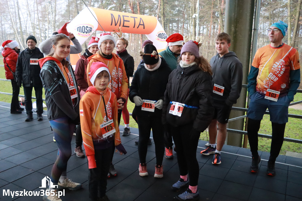 Fotorelacja: Mikołajkowy 9. Bieg po Zdrowie w Myszkowie
