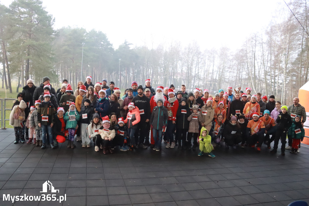 Fotorelacja: Mikołajkowy 9. Bieg po Zdrowie w Myszkowie