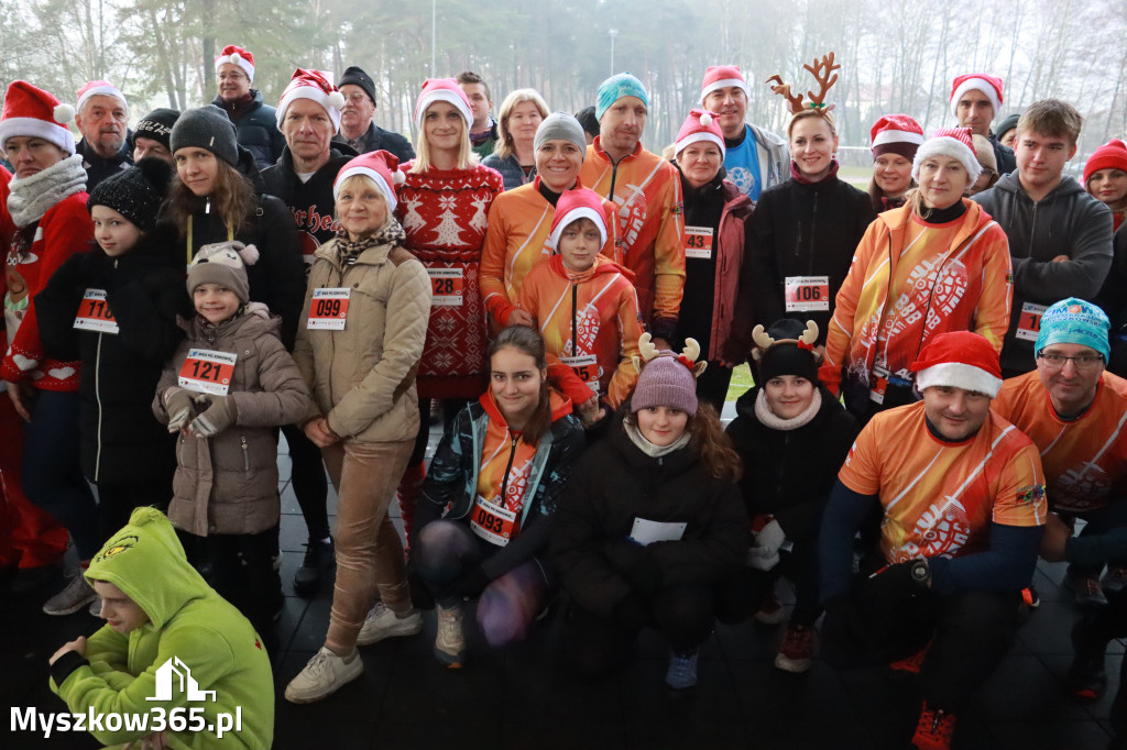 Fotorelacja: Mikołajkowy 9. Bieg po Zdrowie w Myszkowie