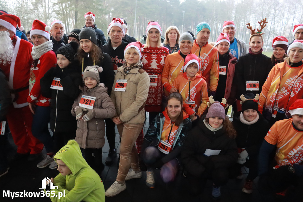 Fotorelacja: Mikołajkowy 9. Bieg po Zdrowie w Myszkowie