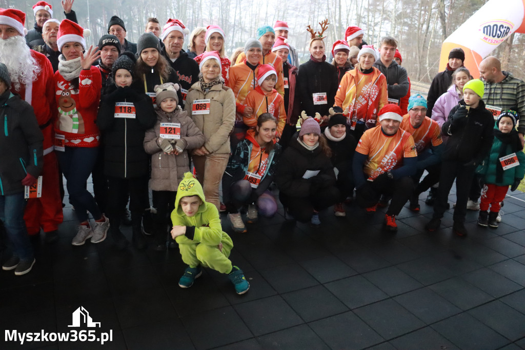 Fotorelacja: Mikołajkowy 9. Bieg po Zdrowie w Myszkowie