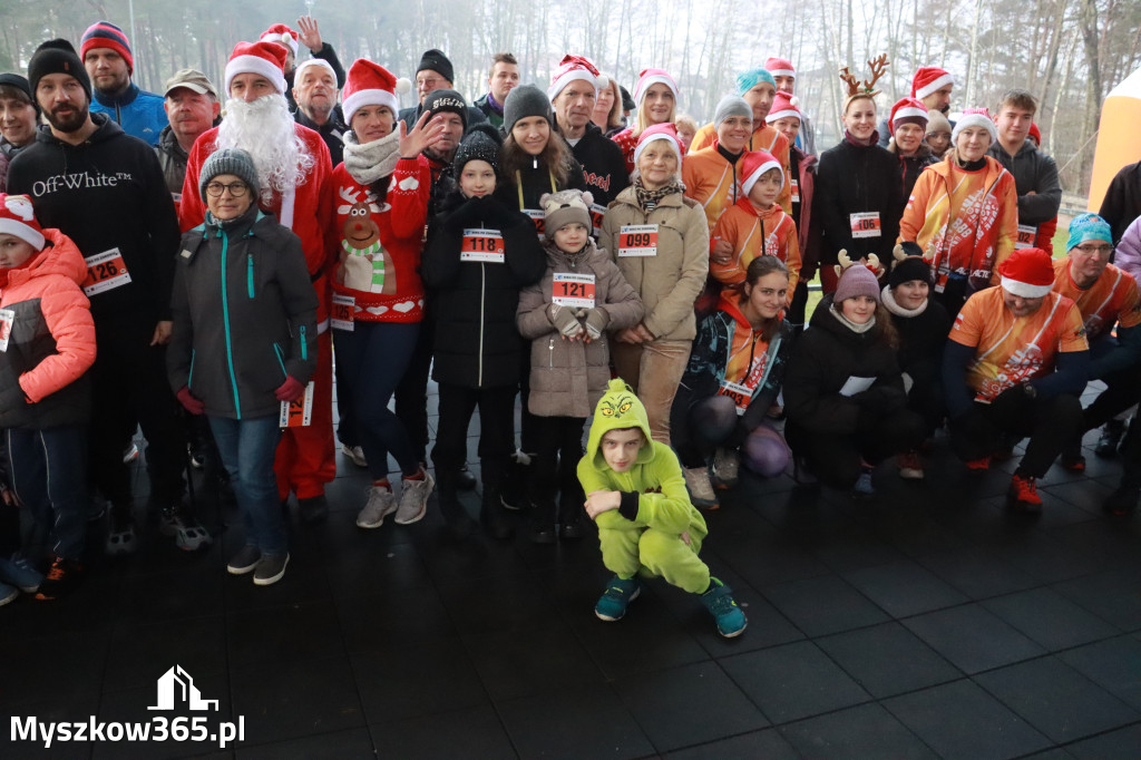 Fotorelacja: Mikołajkowy 9. Bieg po Zdrowie w Myszkowie