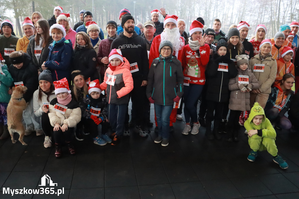 Fotorelacja: Mikołajkowy 9. Bieg po Zdrowie w Myszkowie