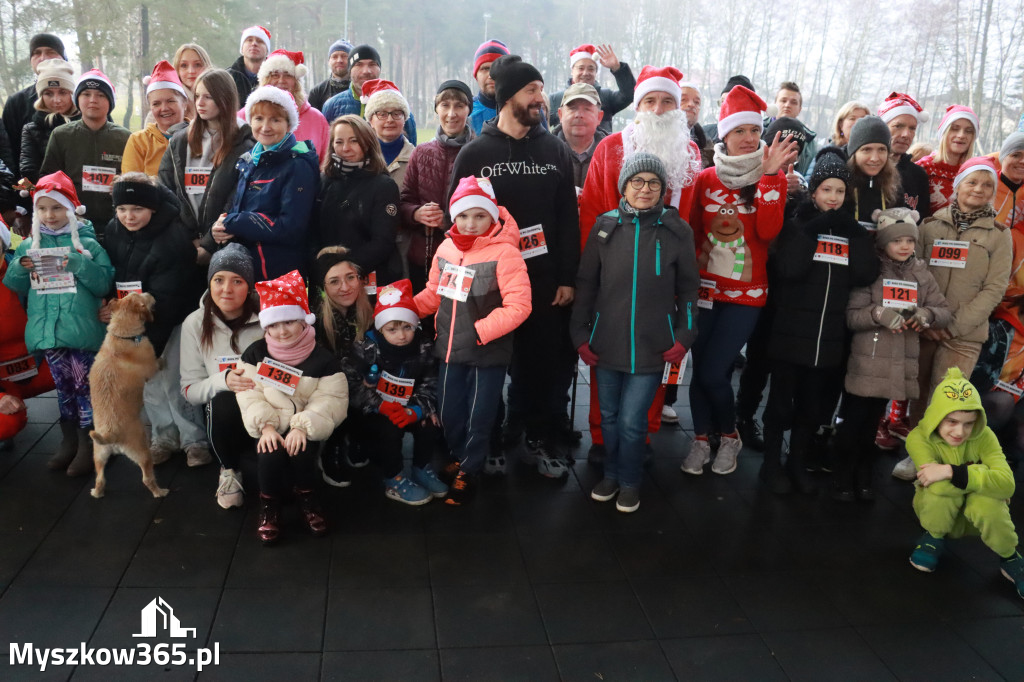 Fotorelacja: Mikołajkowy 9. Bieg po Zdrowie w Myszkowie
