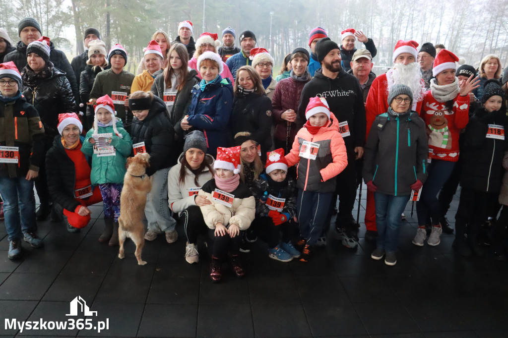 Fotorelacja: Mikołajkowy 9. Bieg po Zdrowie w Myszkowie