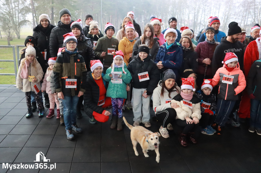 Fotorelacja: Mikołajkowy 9. Bieg po Zdrowie w Myszkowie