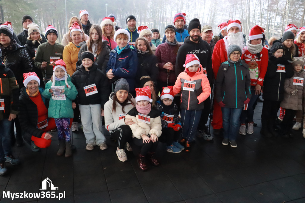 Fotorelacja: Mikołajkowy 9. Bieg po Zdrowie w Myszkowie