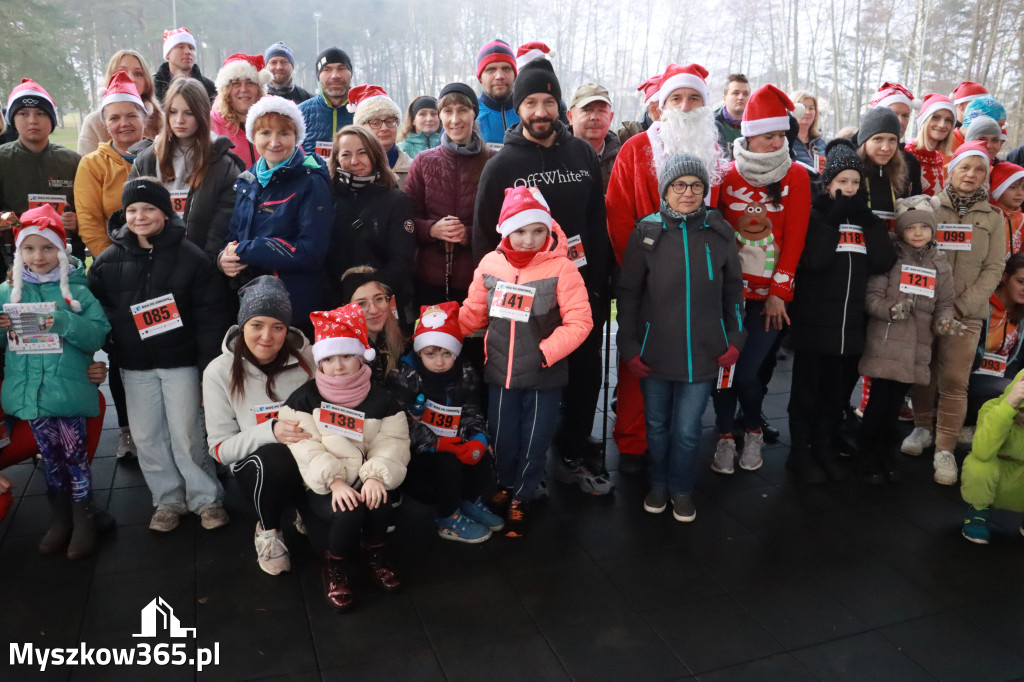 Fotorelacja: Mikołajkowy 9. Bieg po Zdrowie w Myszkowie