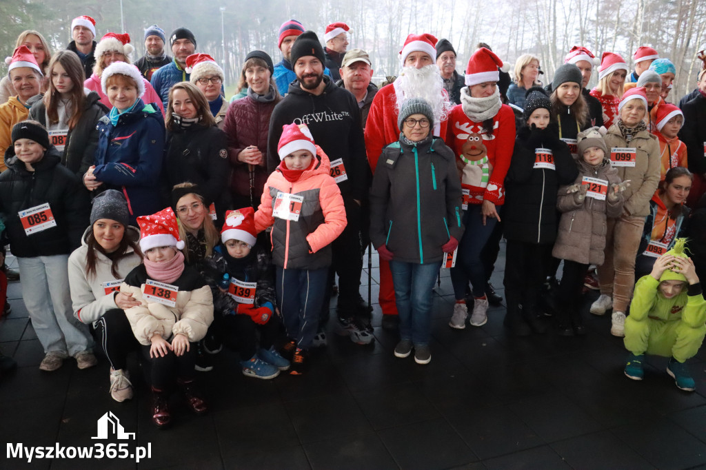Fotorelacja: Mikołajkowy 9. Bieg po Zdrowie w Myszkowie