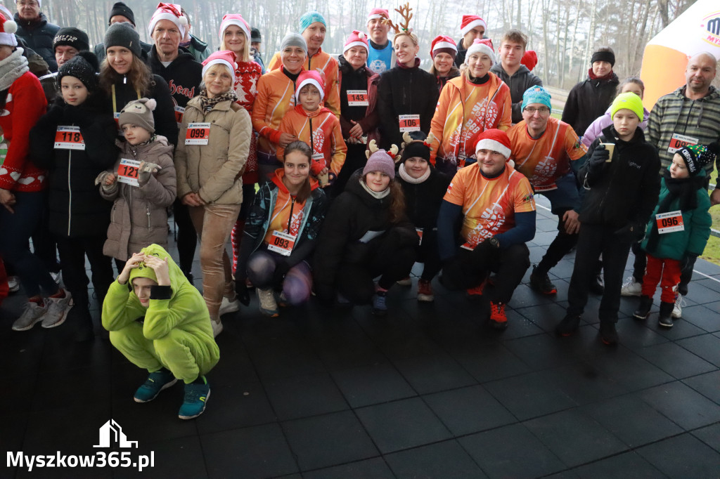 Fotorelacja: Mikołajkowy 9. Bieg po Zdrowie w Myszkowie