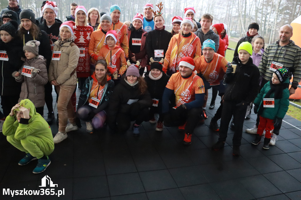 Fotorelacja: Mikołajkowy 9. Bieg po Zdrowie w Myszkowie