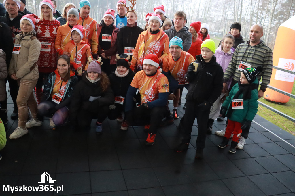 Fotorelacja: Mikołajkowy 9. Bieg po Zdrowie w Myszkowie
