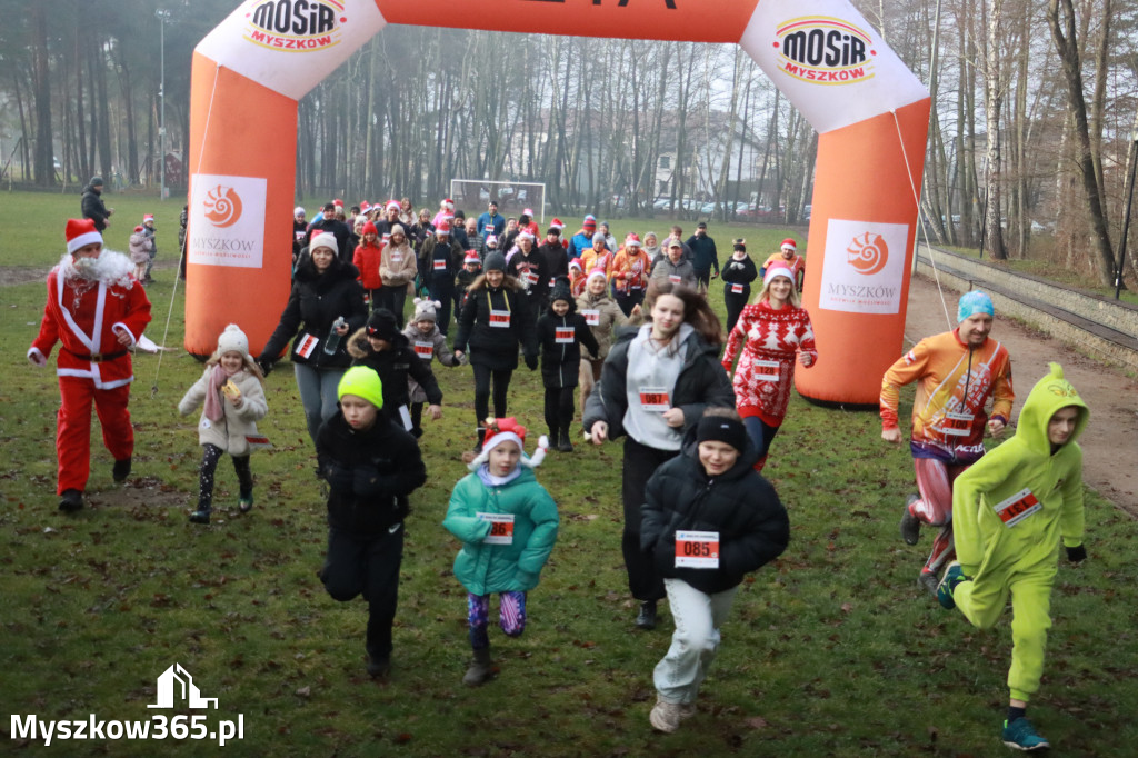 Fotorelacja: Mikołajkowy 9. Bieg po Zdrowie w Myszkowie
