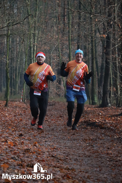 Fotorelacja: Mikołajkowy 9. Bieg po Zdrowie w Myszkowie