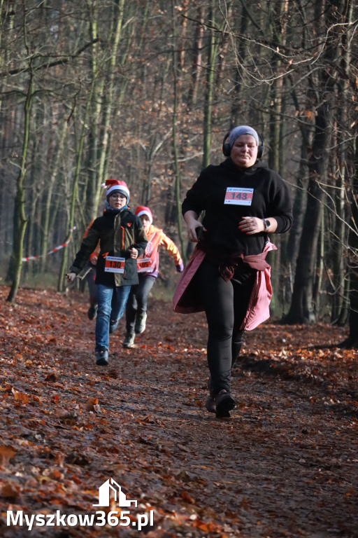 Fotorelacja: Mikołajkowy 9. Bieg po Zdrowie w Myszkowie