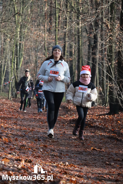 Fotorelacja: Mikołajkowy 9. Bieg po Zdrowie w Myszkowie