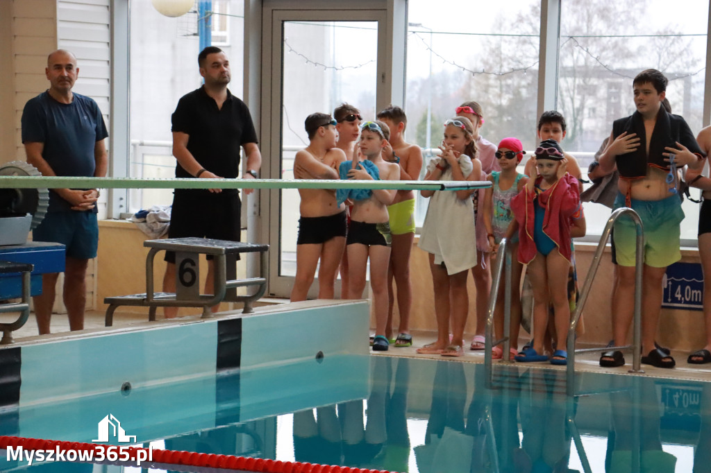 Fotorelacja I: Zawody pływackie w MOSiR Myszków