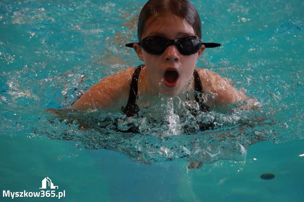 Fotorelacja I: Zawody pływackie w MOSiR Myszków