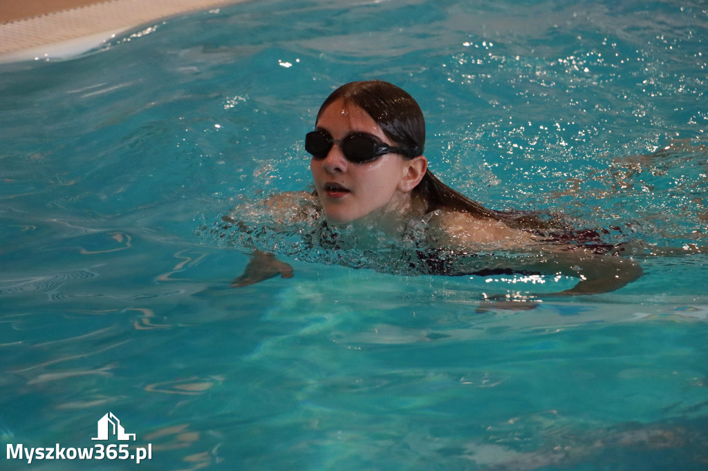 Fotorelacja I: Zawody pływackie w MOSiR Myszków
