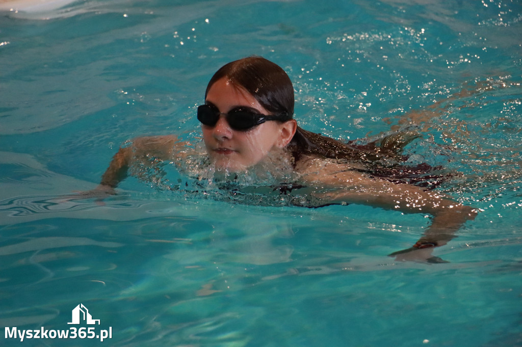 Fotorelacja I: Zawody pływackie w MOSiR Myszków