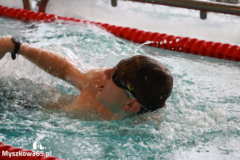 Fotorelacja I: Zawody pływackie w MOSiR Myszków