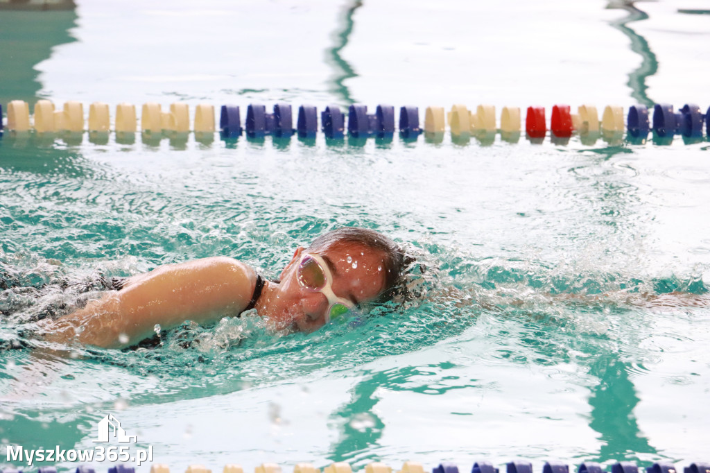 Fotorelacja I: Zawody pływackie w MOSiR Myszków