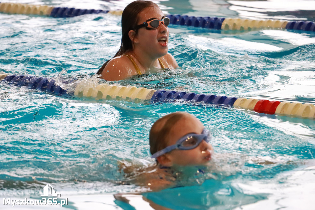 Fotorelacja I: Zawody pływackie w MOSiR Myszków